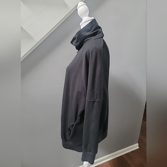 Evereve Anthro Sweatshirt Black Funnel Neck Pullover Kangaroo Pocket Size Med - Picture 3 of 7